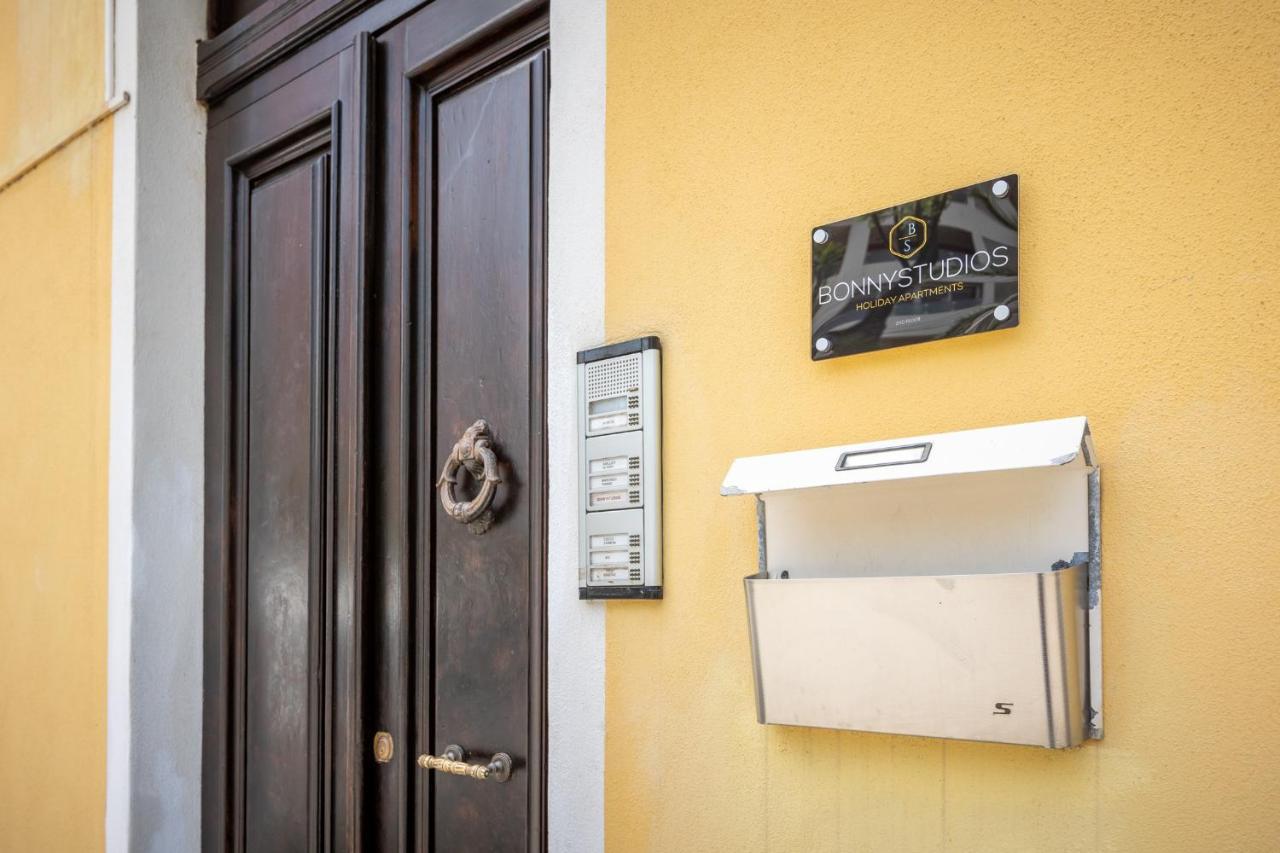 Bonnystudios Holiday Apartments Cagliari Luaran gambar