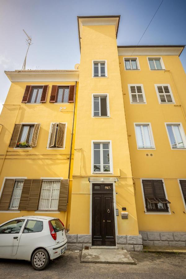 Bonnystudios Holiday Apartments Cagliari Luaran gambar